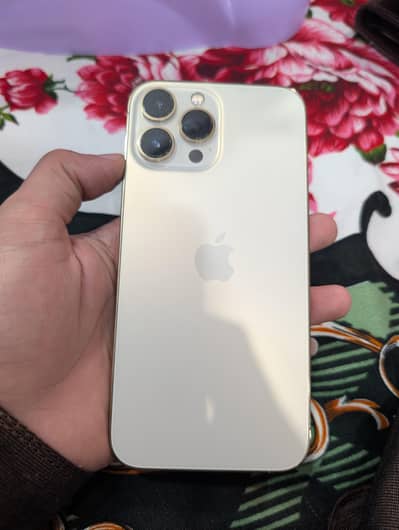 iphone 13 pro max  icloud luck gold color