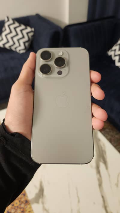 iPhone 15 pro JV 128gb
