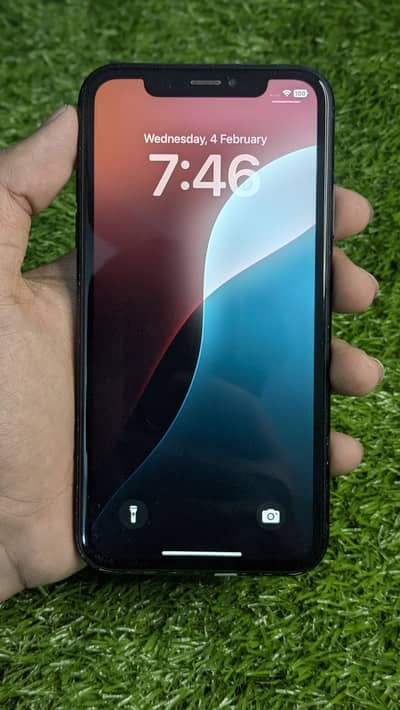 iphone xr with apple original charger