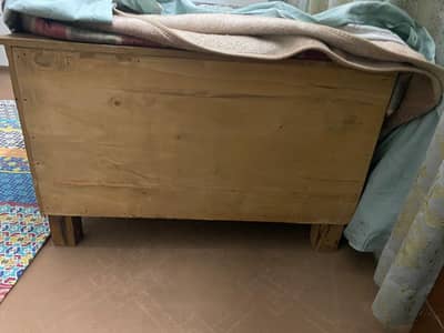 Takhat storage organizer