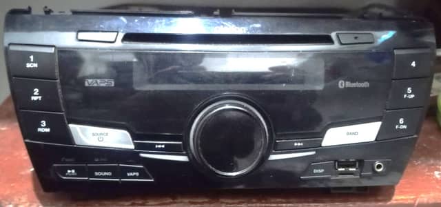 Toyota Corolla Genuine Audio Tape, Blutooth, Aux, USB Working Perfect