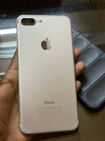 iPhone 7plus 128gb