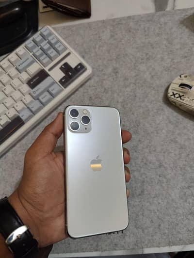 I Phone 11 Pro 256GB (PTA Approved)