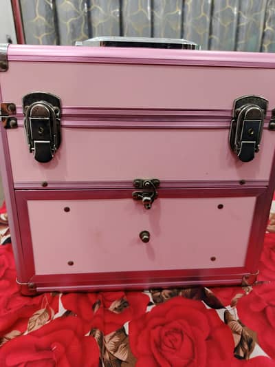 Beauty Box / Makeup Storage Box (Pink Color)