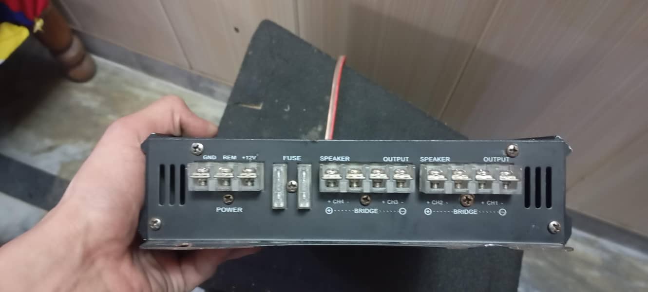 Solid Audio Amplifier 3