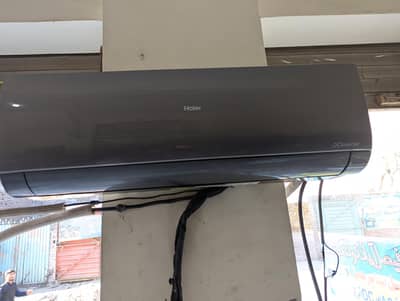 Haier DC inverter heat and cool for sale1.5 . 03005052536