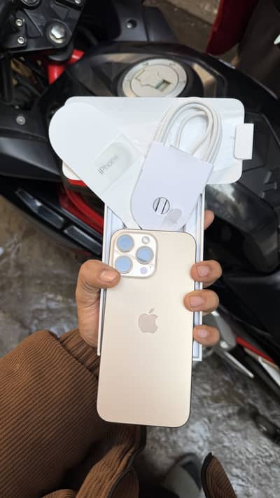 I PHONE 16 PRO MAX NON PHYSICAL + E SIM 91%BH