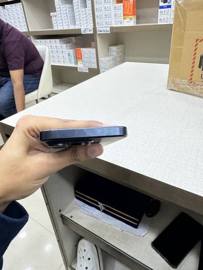 Iphone 15 pro (non pta) factory unlock