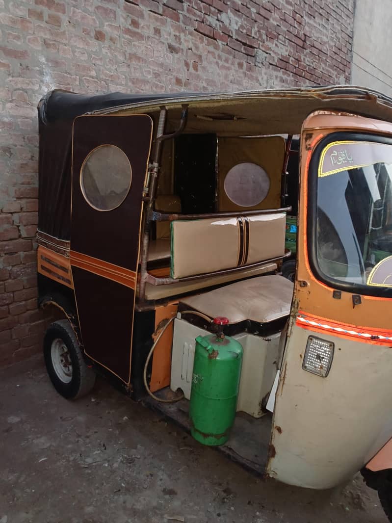 auto rickshaw 3