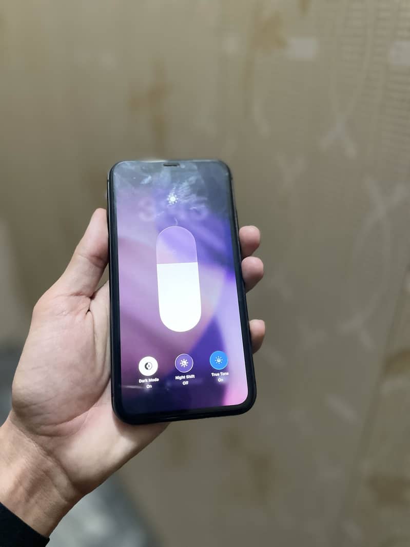 Iphone 11 ( Exchange) 3