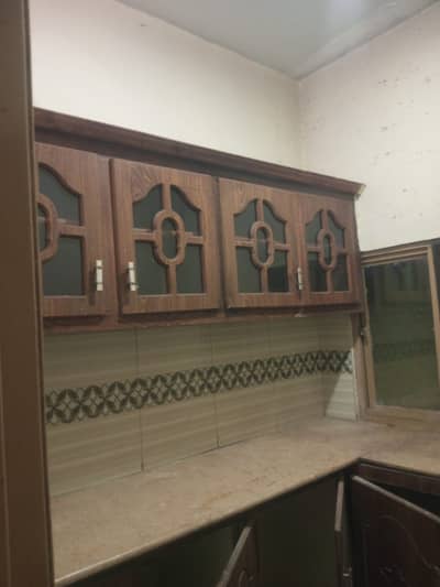 4 marla 2nd floor for rent