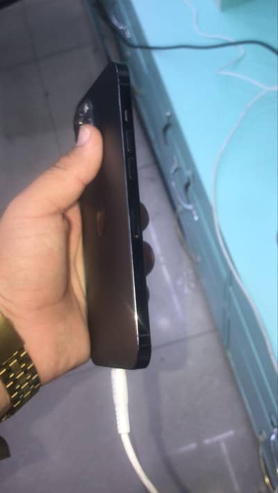 selling my iPhone urgently