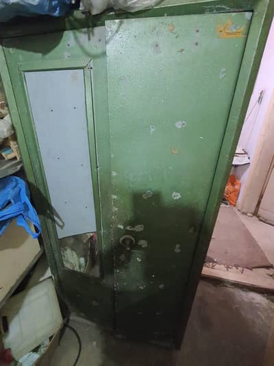 Double door (lohey Ki almari)