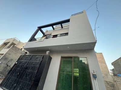 3.5 Marla Renovated Owner Build House For Sale R1 Johar Town