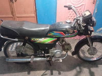 gari full ok agla rim Naya tube  10by8 condition