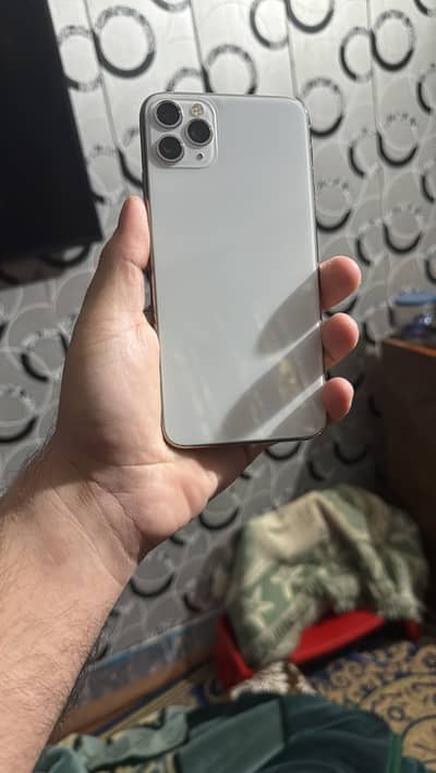 iPhone 11 pro max pta approved