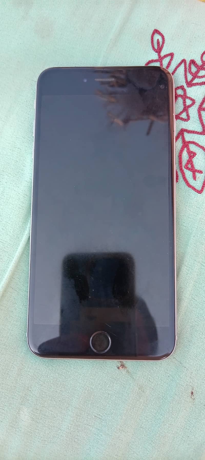 Apple iPhone 7 Plus 0