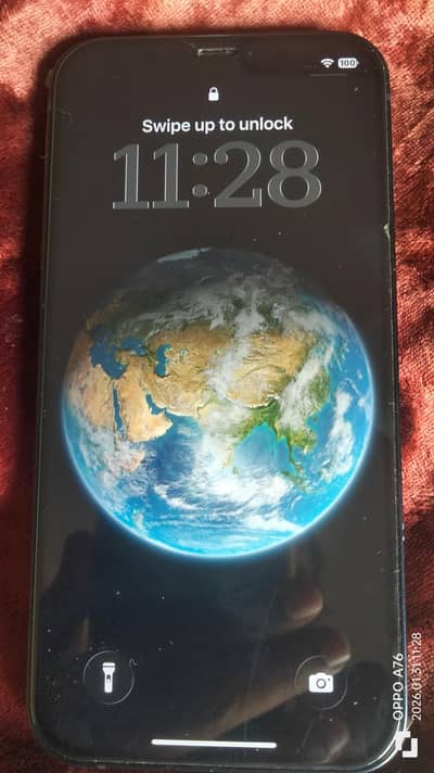 iPhone 12 ( FACTORY UNLOCKED)