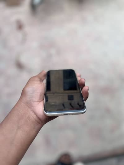 I phone 11 factory unlock