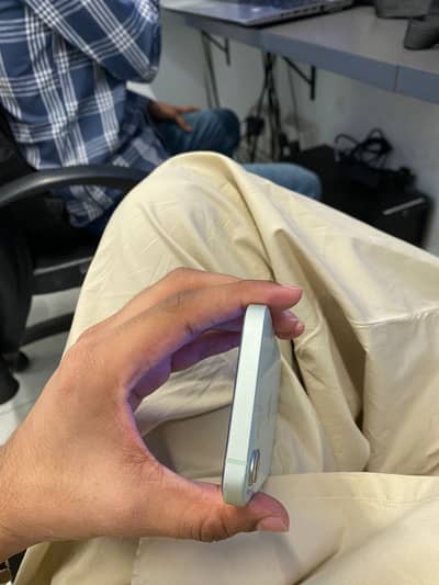 iPhone 12 PTA Approved 10/10