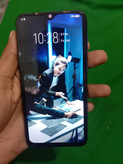 vivo y97  8/256    (0311/85/88/437 0320/755/74/97)