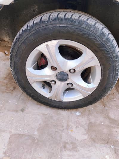 Mehran VXR 2003.  Alloy Rims. new Tyres and battery