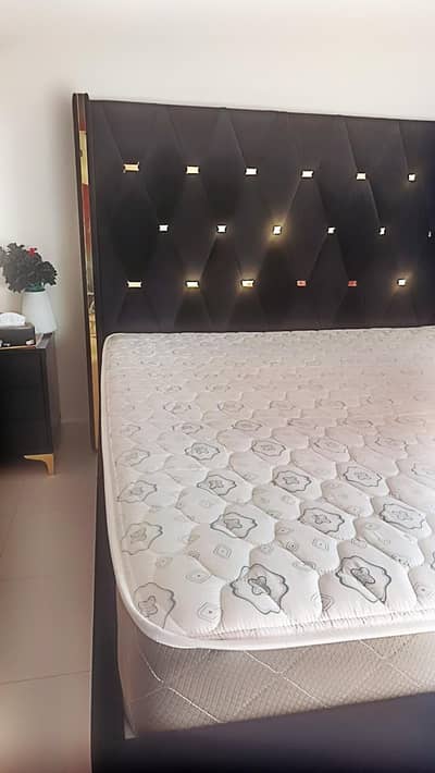 king size Bedset with mattress