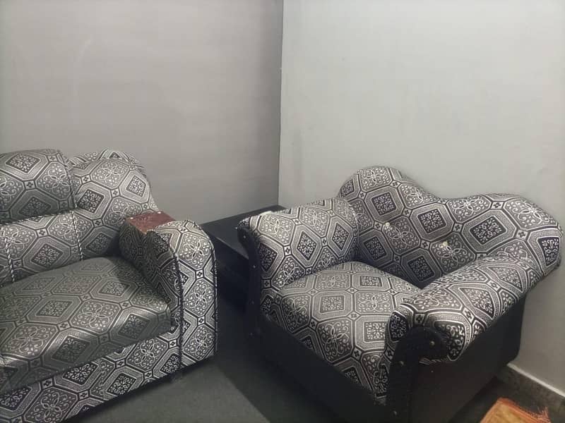 Sofa Set 0