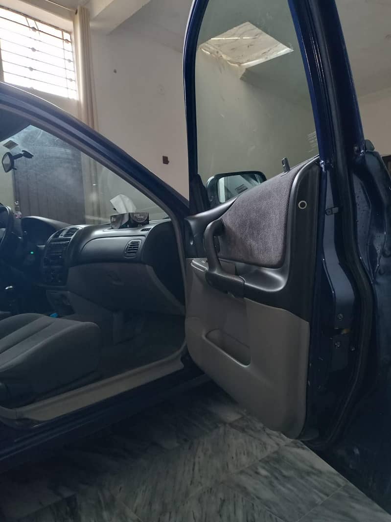 Mazda Saloon 2