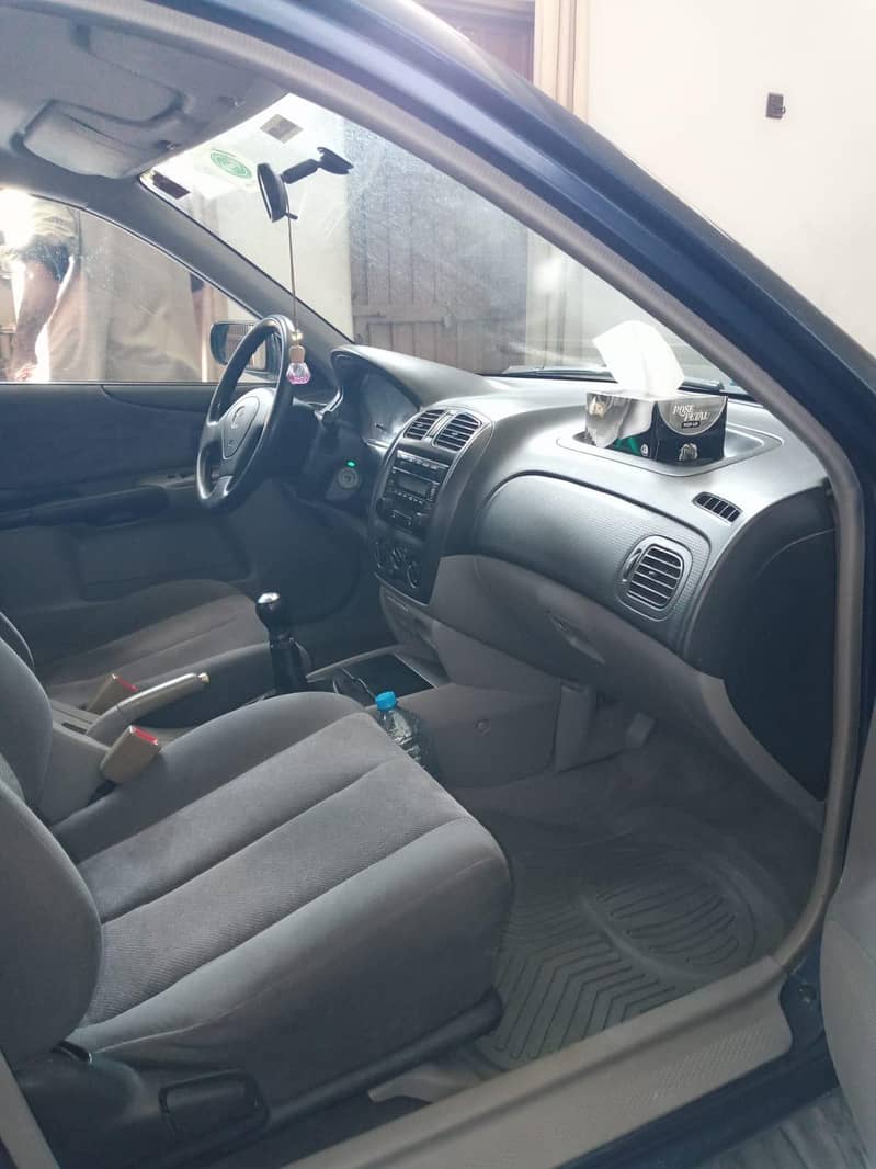 Mazda Saloon 5