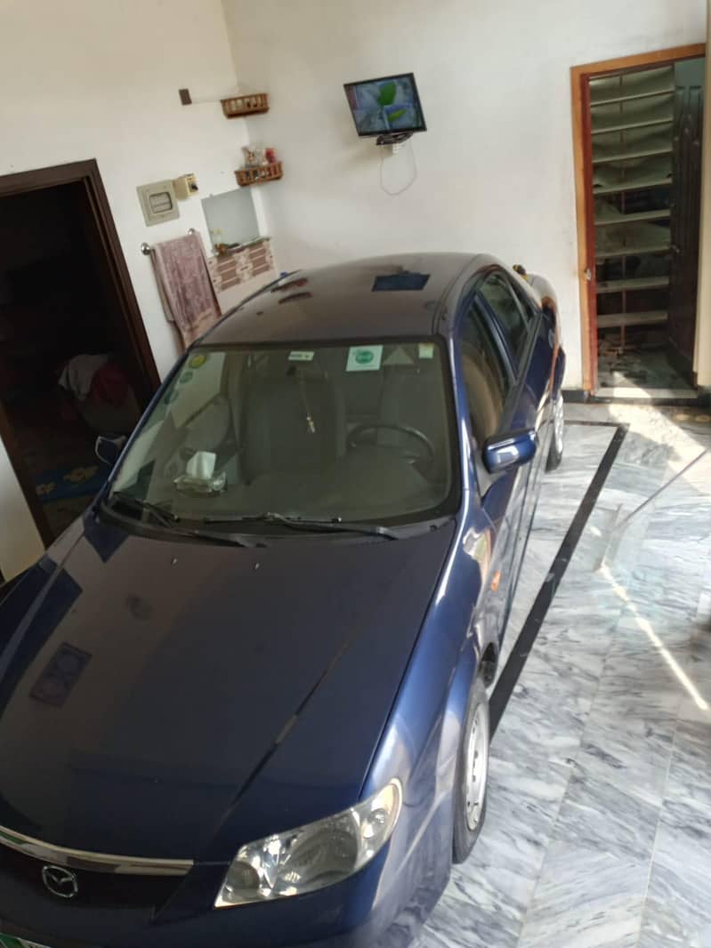 Mazda Saloon 11