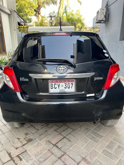 Toyota Vitz 2011 / Register 2015 black