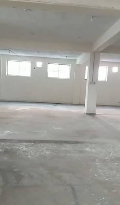 One Kanal Factory for Rent Location Saggean Lahore