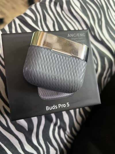Buds pro 5