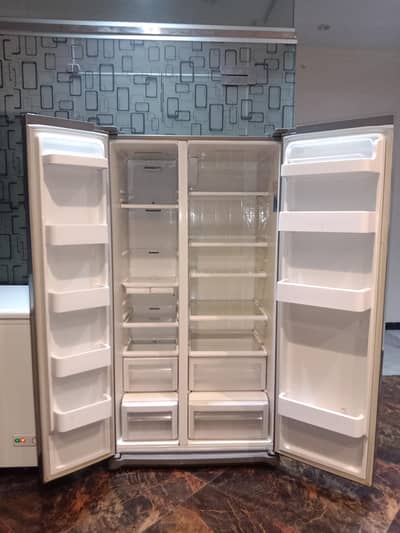 Samsung 2 door fridge for sale
