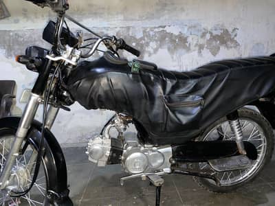 URGENT SELL Unique 2020 December JUST LIKE NEW