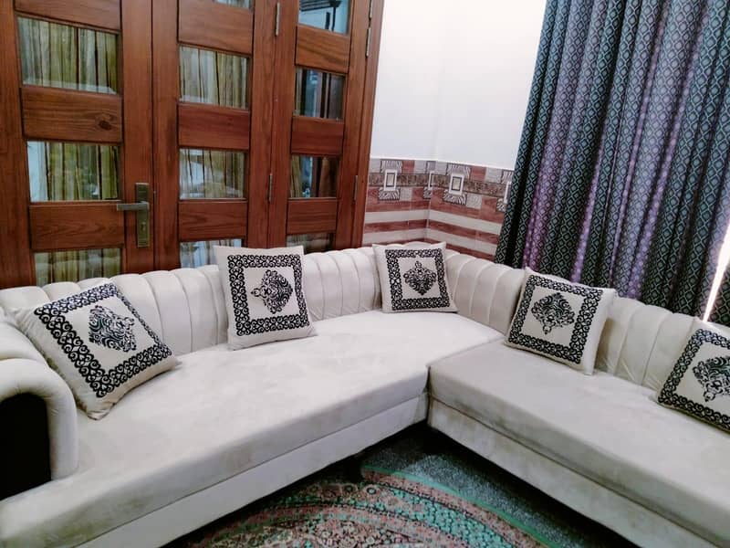 L Shaped Sofa Set 0