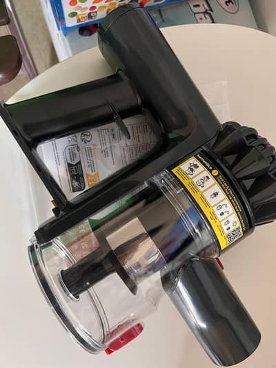 cordless vacuum cleaner