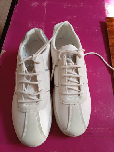 brand new men sneaker size 43