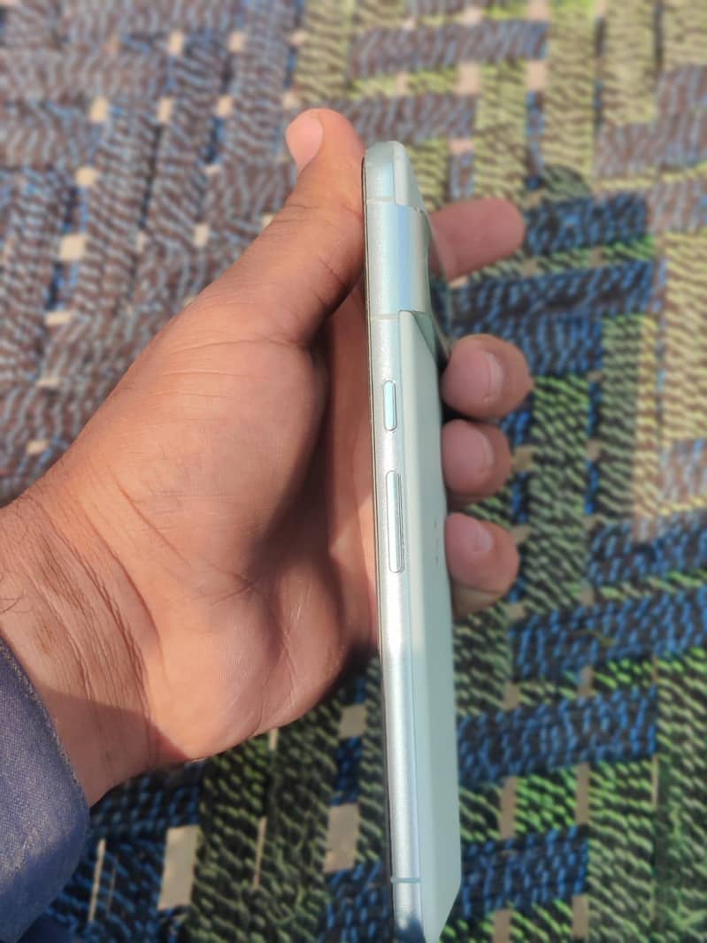 Google pixel 8 pro 3