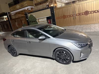 Hyundai Elantra GLS 2022