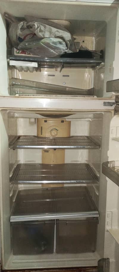 LG full size fridge for urgent sale