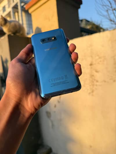 Samsung Galaxy S10E