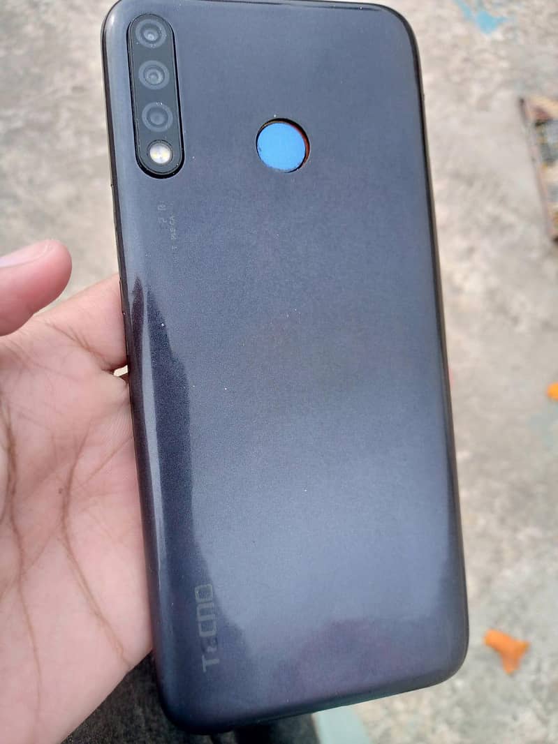 Tecno Spark 4 1