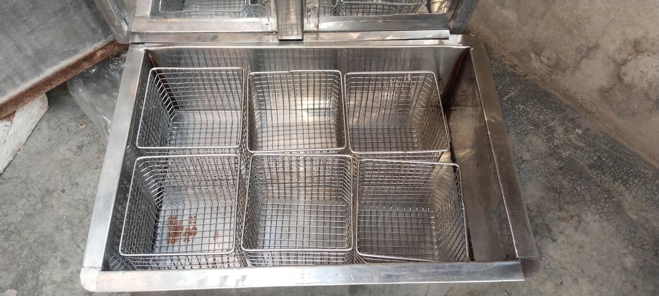 price 94,999    Fries stall with all accessories 9