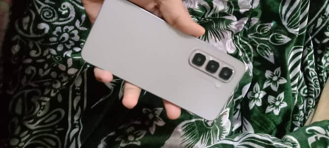 like as new only box open