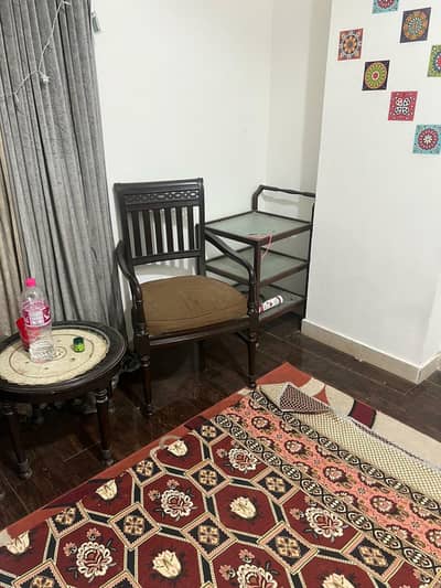 Coffee Table and 2 chairs. Excellent condition  used