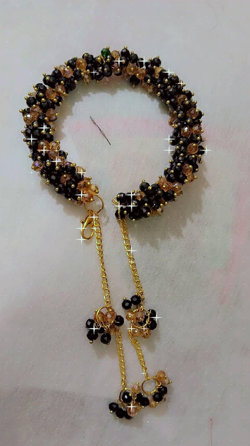 L'Oreal beads bangles 1