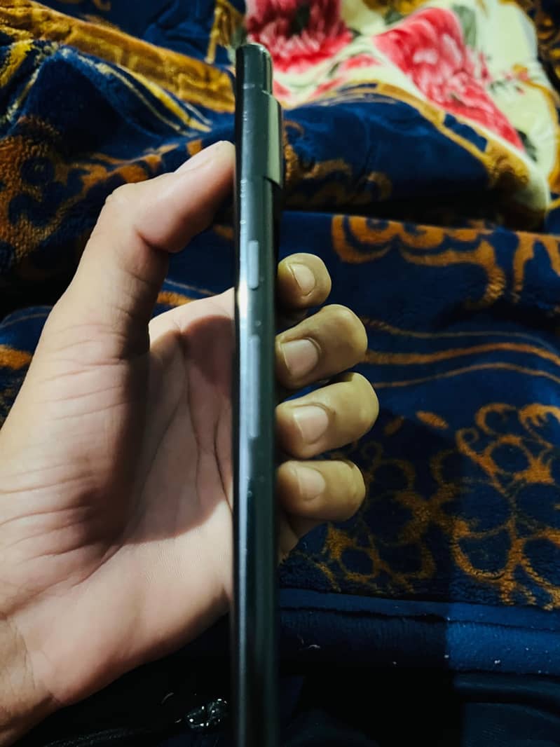 Google Pixel 7 pro 2