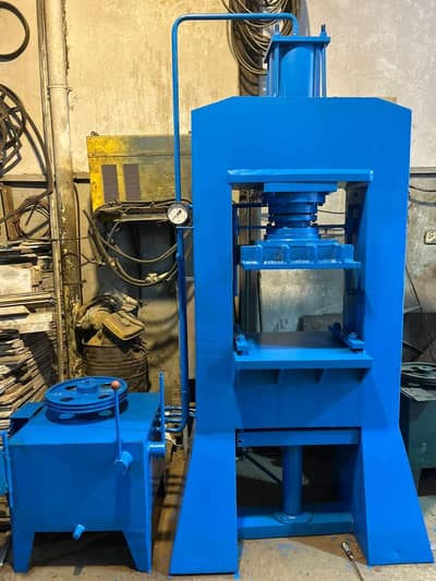 Hydraulic press machine
